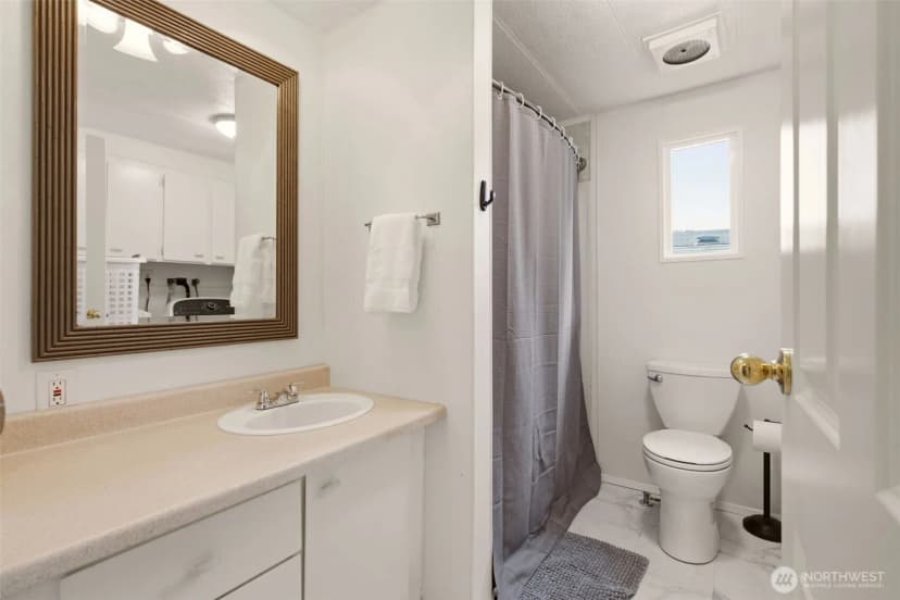 Property photo for 7301 Ne 175th Street #101, Kenmore photo 21
