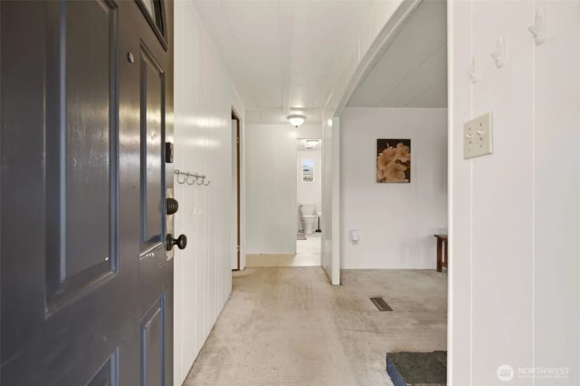 Property photo for 7301 Ne 175th Street #101, Kenmore photo 6