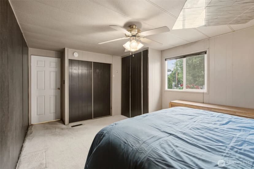 Property photo for 7301 Ne 175th Street #101, Kenmore photo 17