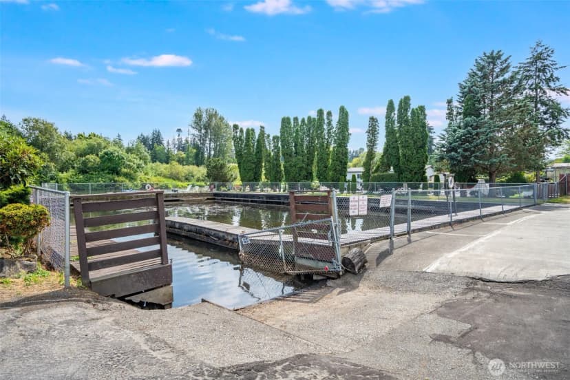 Property photo for 7301 Ne 175th Street #101, Kenmore photo 39