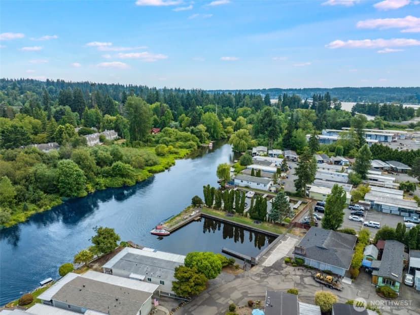 Property photo for 7301 Ne 175th Street #101, Kenmore photo 35