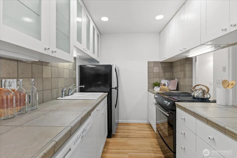 Property photo for 8845 166th Avenue Ne #b104, Redmond photo 7