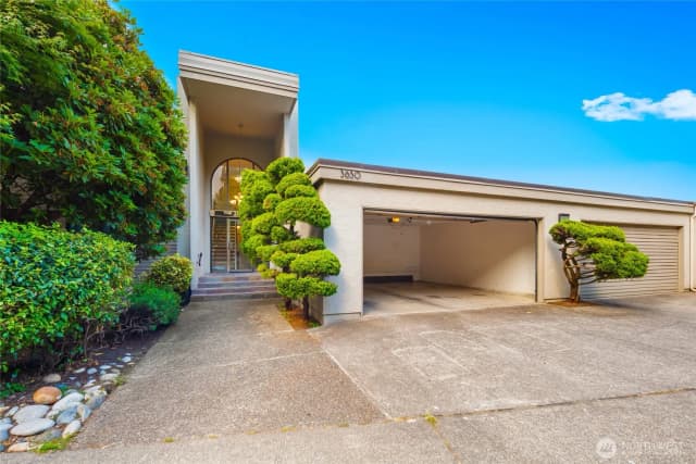 Property photo for 3650 26th Place W #402a, Seattle photo 2