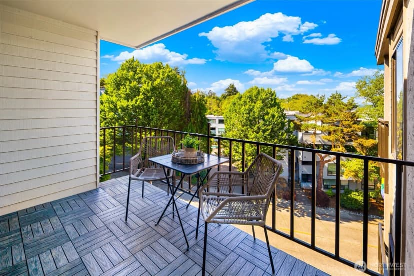 Property photo for 3650 26th Place W #402a, Seattle photo 16