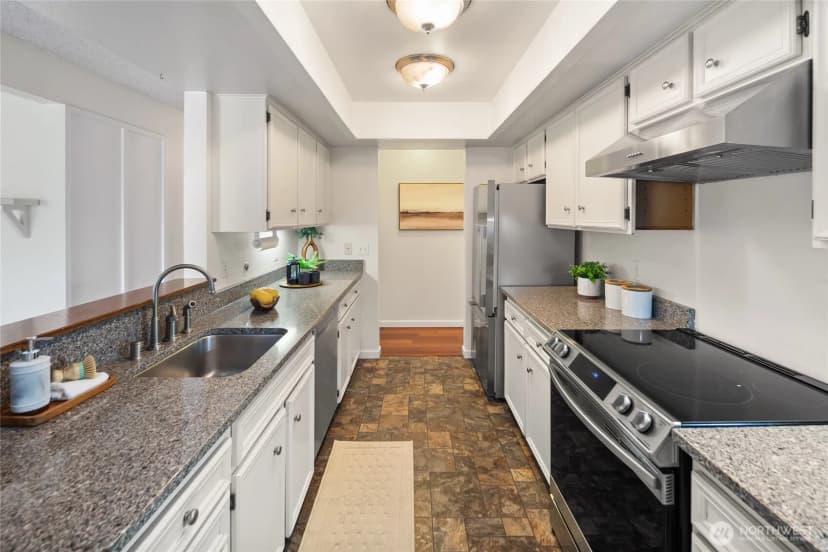 Property photo for 3650 26th Place W #402a, Seattle photo 10