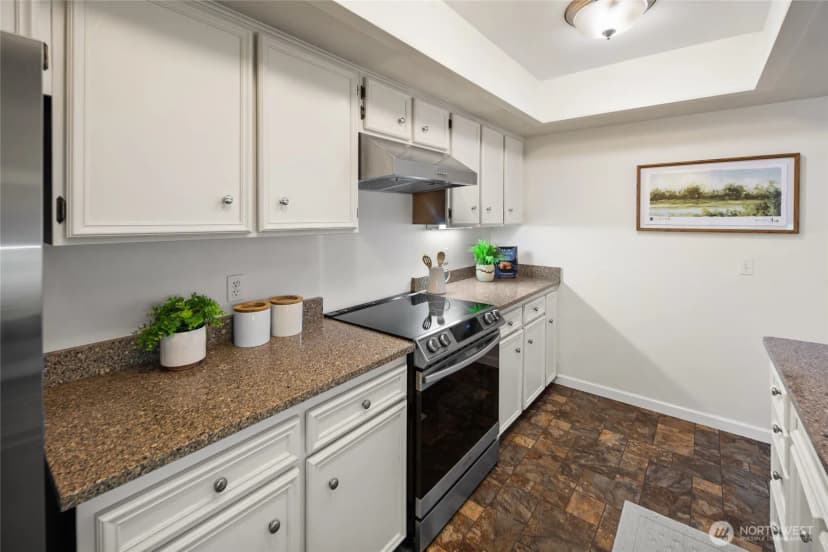 Property photo for 3650 26th Place W #402a, Seattle photo 11