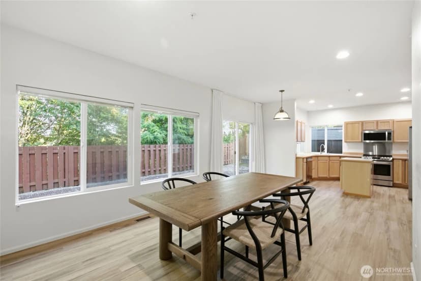 Property photo for 4109 S 220th Place #18, Kent photo 16