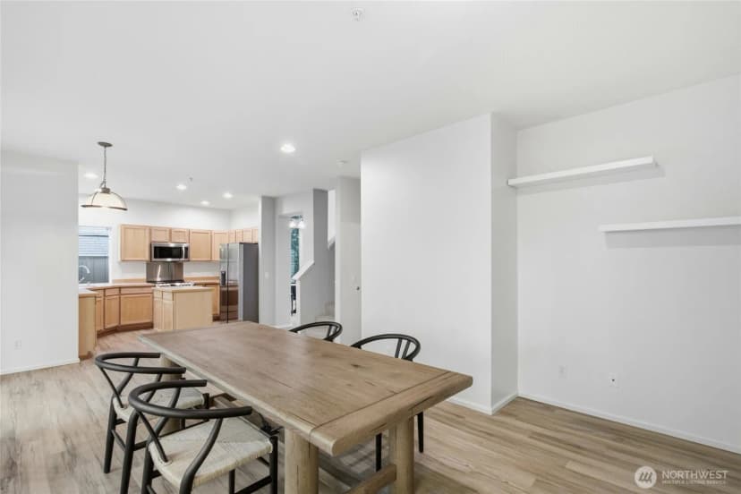 Property photo for 4109 S 220th Place #18, Kent photo 15