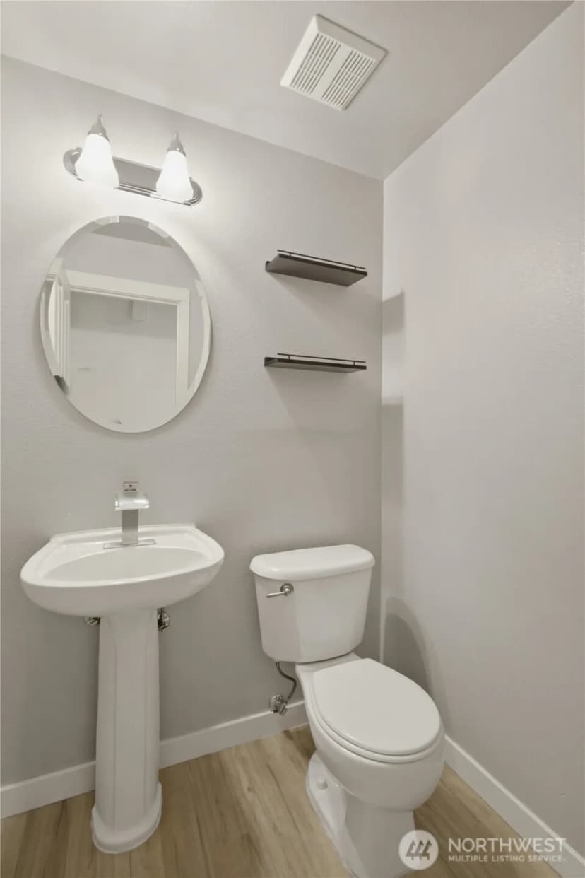 Property photo for 4109 S 220th Place #18, Kent photo 17