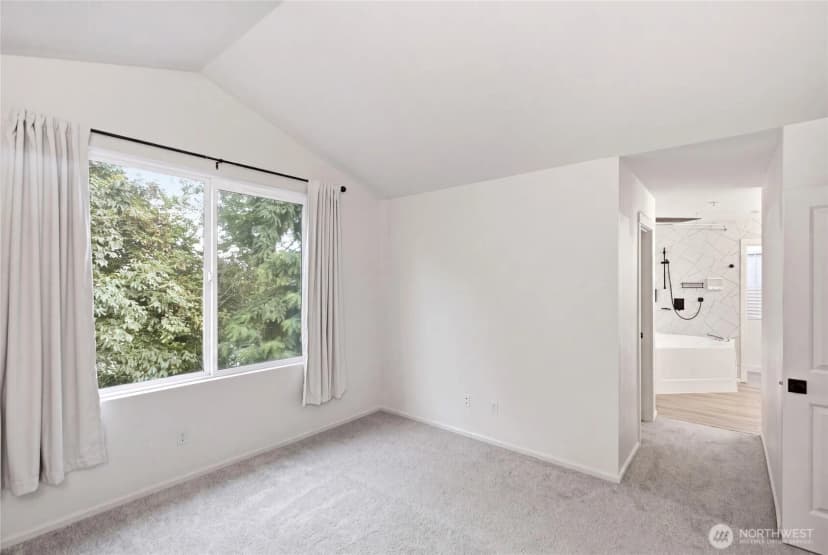 Property photo for 4109 S 220th Place #18, Kent photo 19