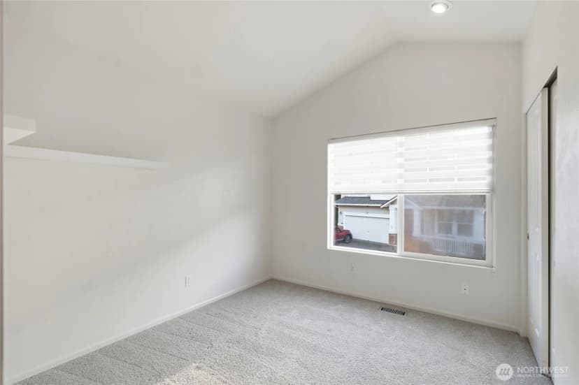 Property photo for 4109 S 220th Place #18, Kent photo 25