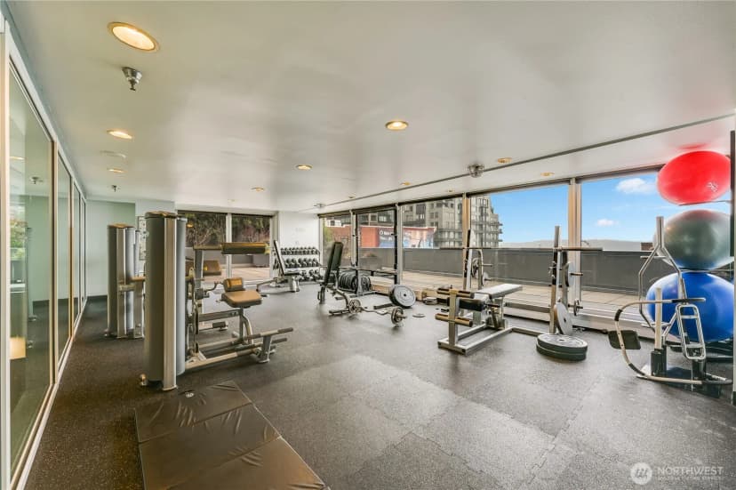 Property photo for 1415 2nd Avenue #1909, Seattle photo 20