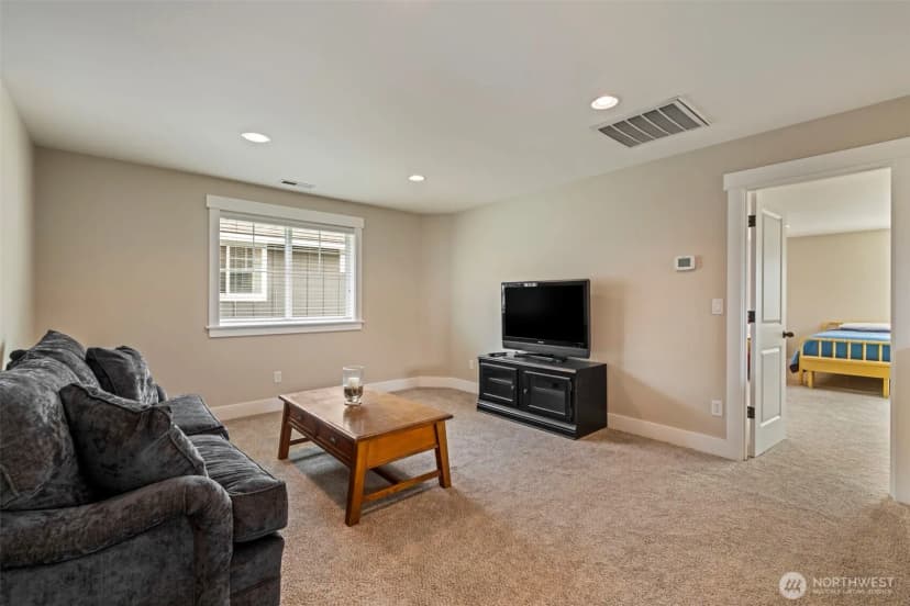 Property photo for 9434 Yakima Lane Nw, Quincy photo 26