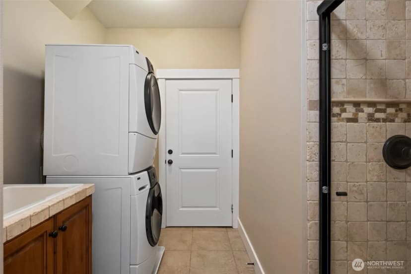 Property photo for 9434 Yakima Lane Nw, Quincy photo 18