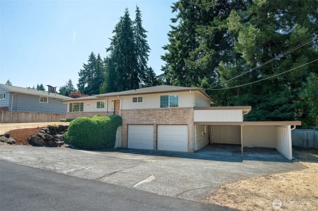 Property photo for 9804 241st Place Sw, Edmonds photo 3