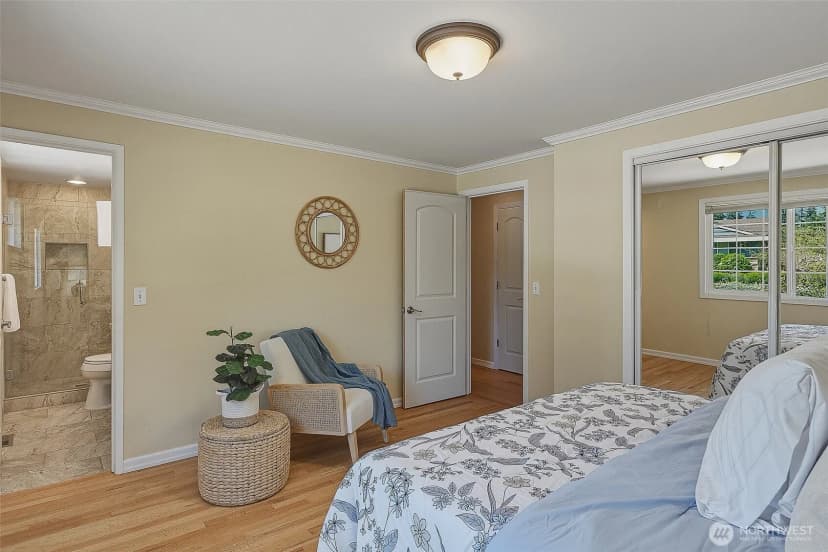 Property photo for 9804 241st Place Sw, Edmonds photo 22