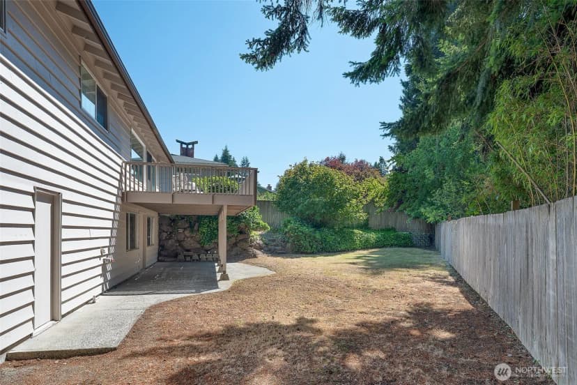 Property photo for 9804 241st Place Sw, Edmonds photo 34