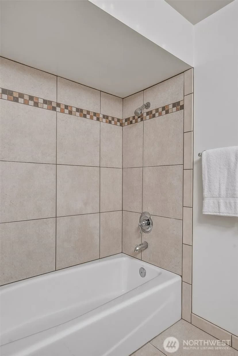 Property photo for 9804 241st Place Sw, Edmonds photo 19