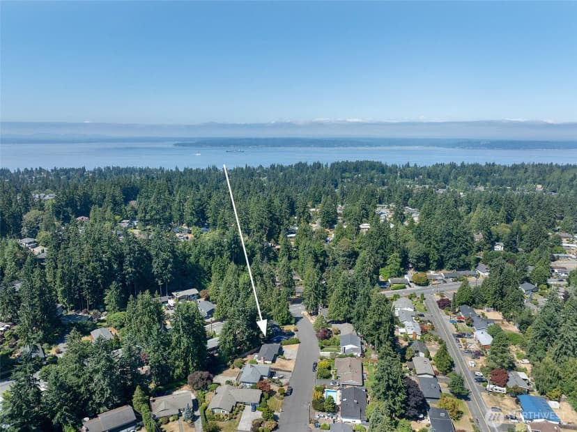 Property photo for 9804 241st Place Sw, Edmonds photo 39