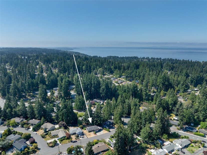 Property photo for 9804 241st Place Sw, Edmonds photo 38