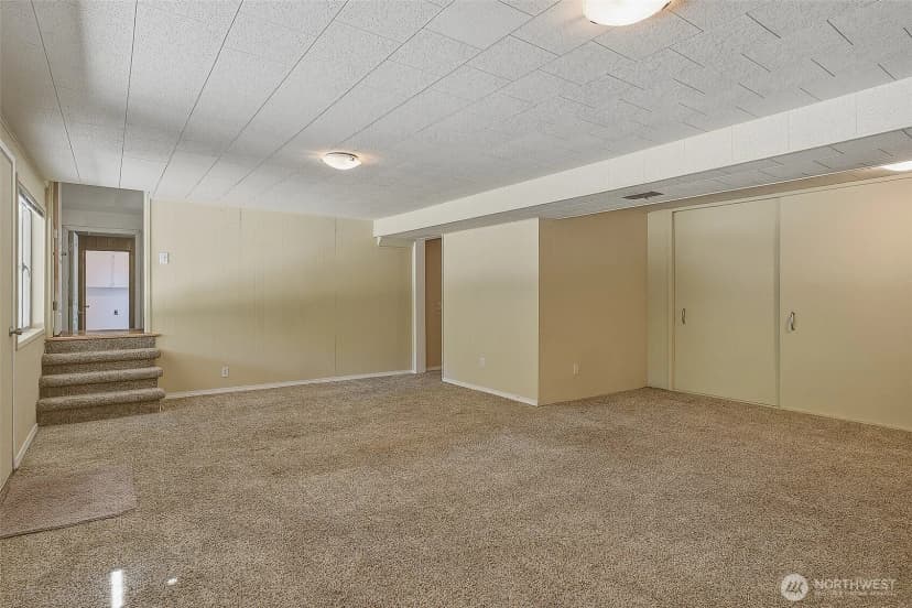 Property photo for 9804 241st Place Sw, Edmonds photo 25