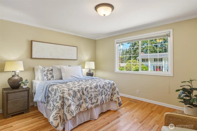 Property photo for 9804 241st Place Sw, Edmonds photo 21