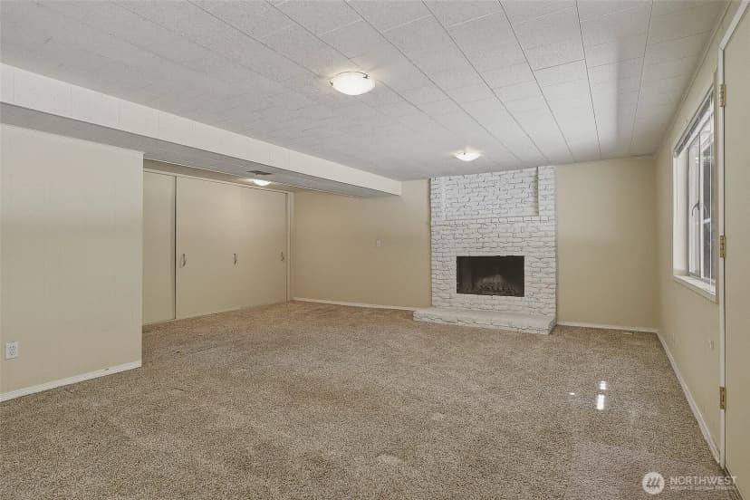 Property photo for 9804 241st Place Sw, Edmonds photo 24