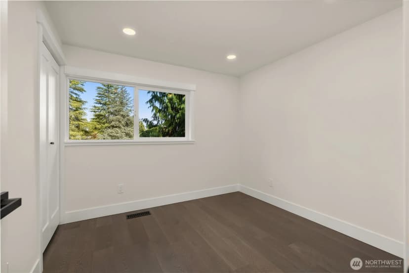 Property photo for 10811 Ne 154th Court, Bothell photo 20