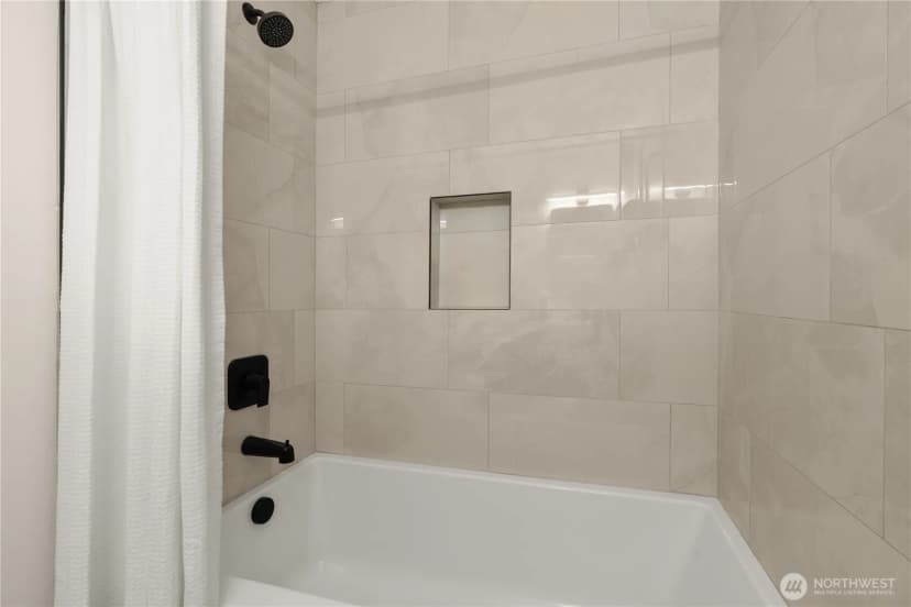 Property photo for 10811 Ne 154th Court, Bothell photo 16