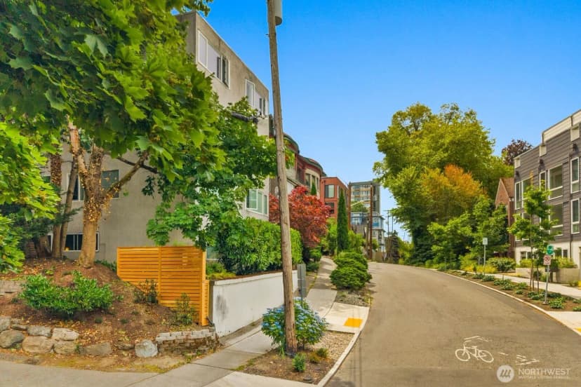 Property photo for 632 13th Avenue E #19, Seattle photo 38