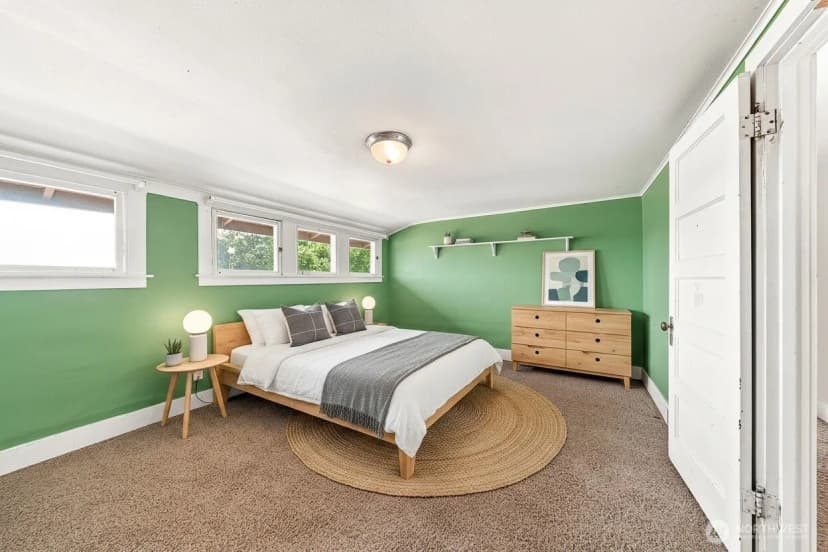 Property photo for 400 Cedar Avenue S, Renton photo 19