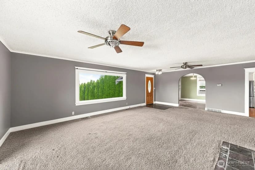 Property photo for 400 Cedar Avenue S, Renton photo 6