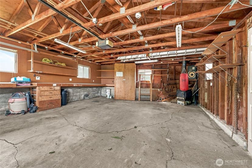 Property photo for 400 Cedar Avenue S, Renton photo 33