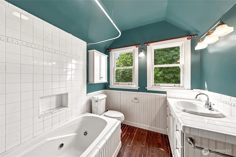 Property photo for 400 Cedar Avenue S, Renton photo 22