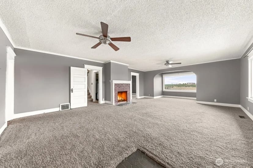 Property photo for 400 Cedar Avenue S, Renton photo 7