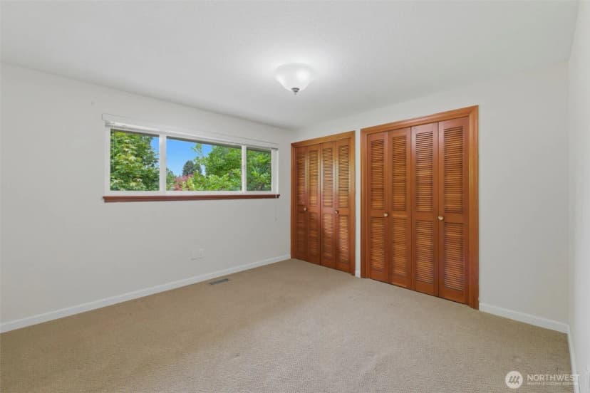 Property photo for 1024 Daniels Drive, Fircrest photo 18