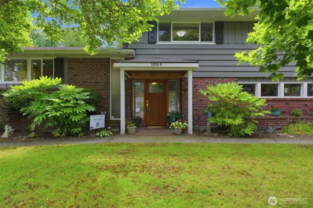 Property photo for 1024 Daniels Drive, Fircrest photo 3