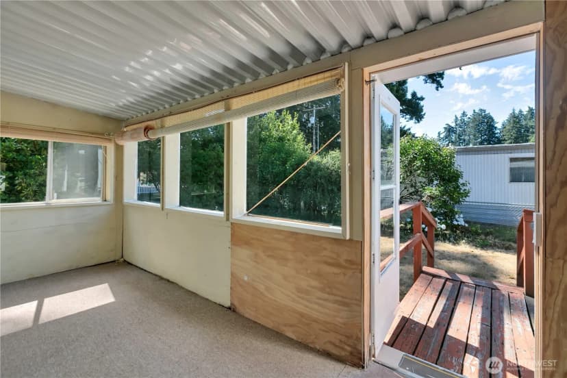 Property photo for 4707 Black Lake Belmore Road Sw #41, Olympia photo 3