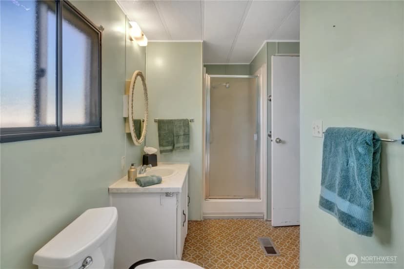 Property photo for 4707 Black Lake Belmore Road Sw #41, Olympia photo 17
