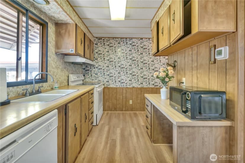 Property photo for 4707 Black Lake Belmore Road Sw #41, Olympia photo 11