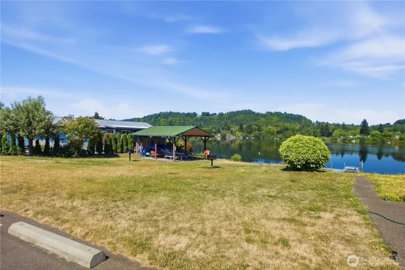 Property photo for 4707 Black Lake Belmore Road Sw #41, Olympia photo 24