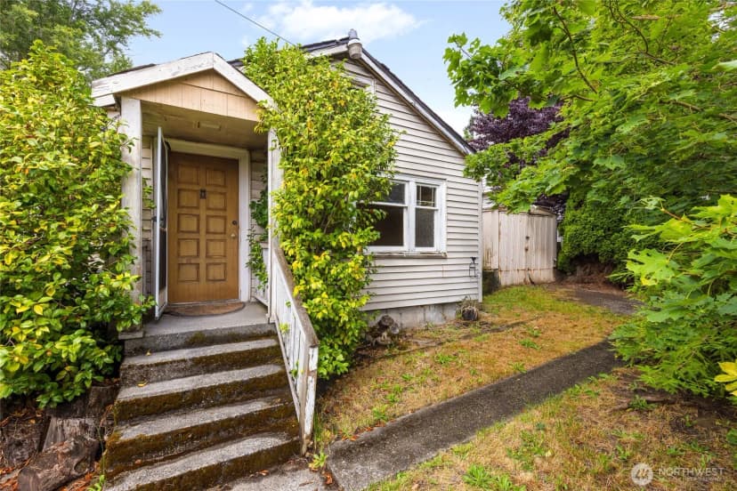 Property photo for 1024 S Director Street, Seattle photo 39