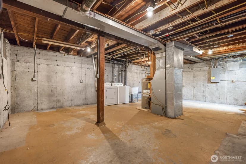 Property photo for 1024 S Director Street, Seattle photo 22