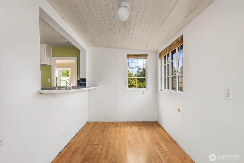 Property photo for 1024 S Director Street, Seattle photo 18