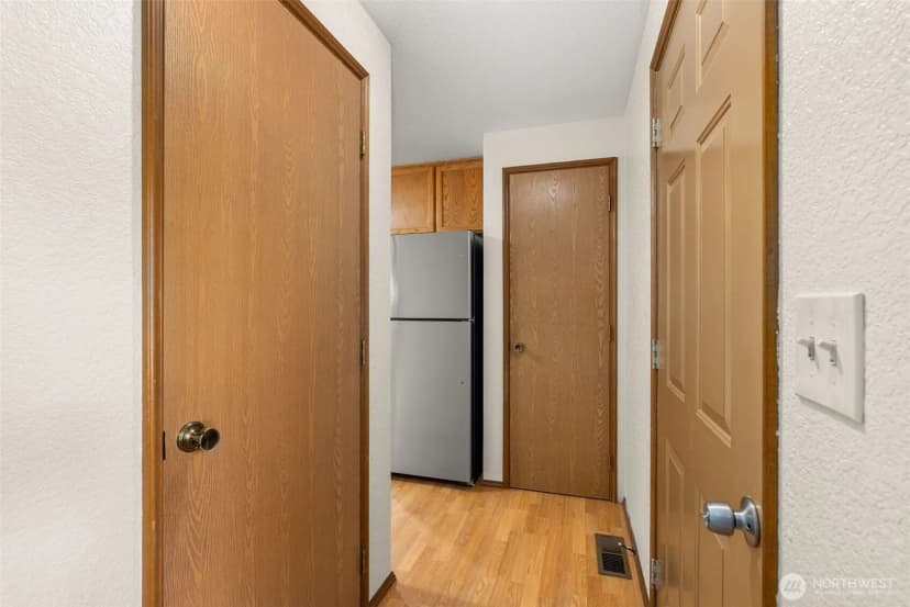Property photo for 5006 Marian Drive Ne, Olympia photo 12