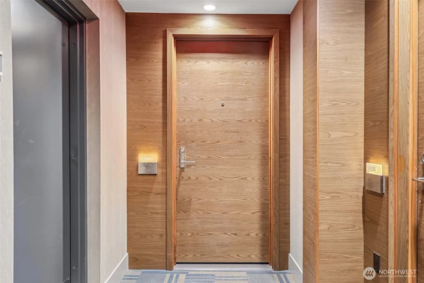 Property photo for 588 Bell Street #1102, Seattle photo 4