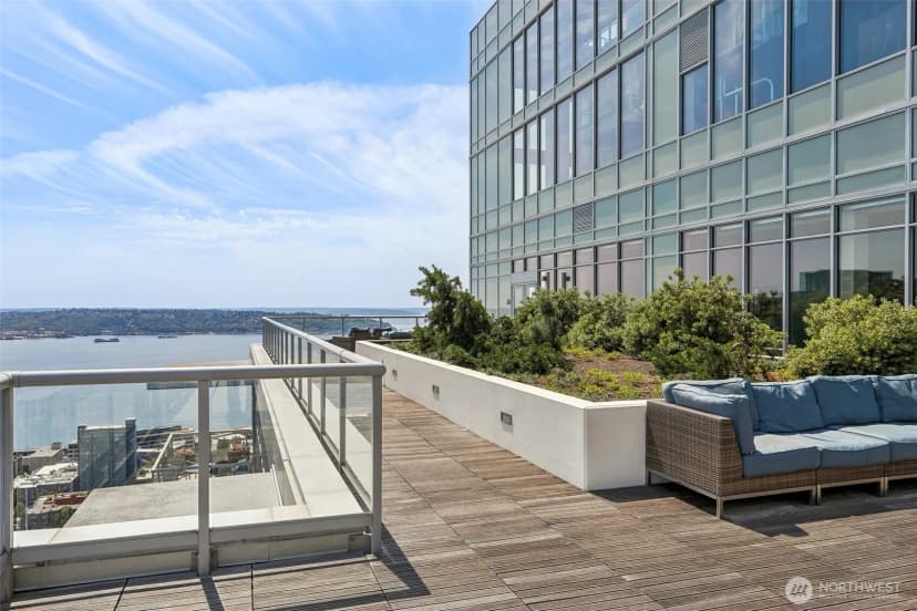 Property photo for 588 Bell Street #1102, Seattle photo 32