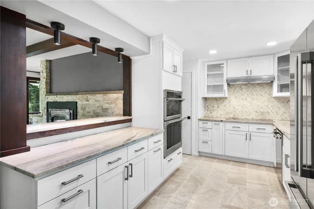Property photo for 3730 Ne 194th Street, Lake Forest Park photo 4