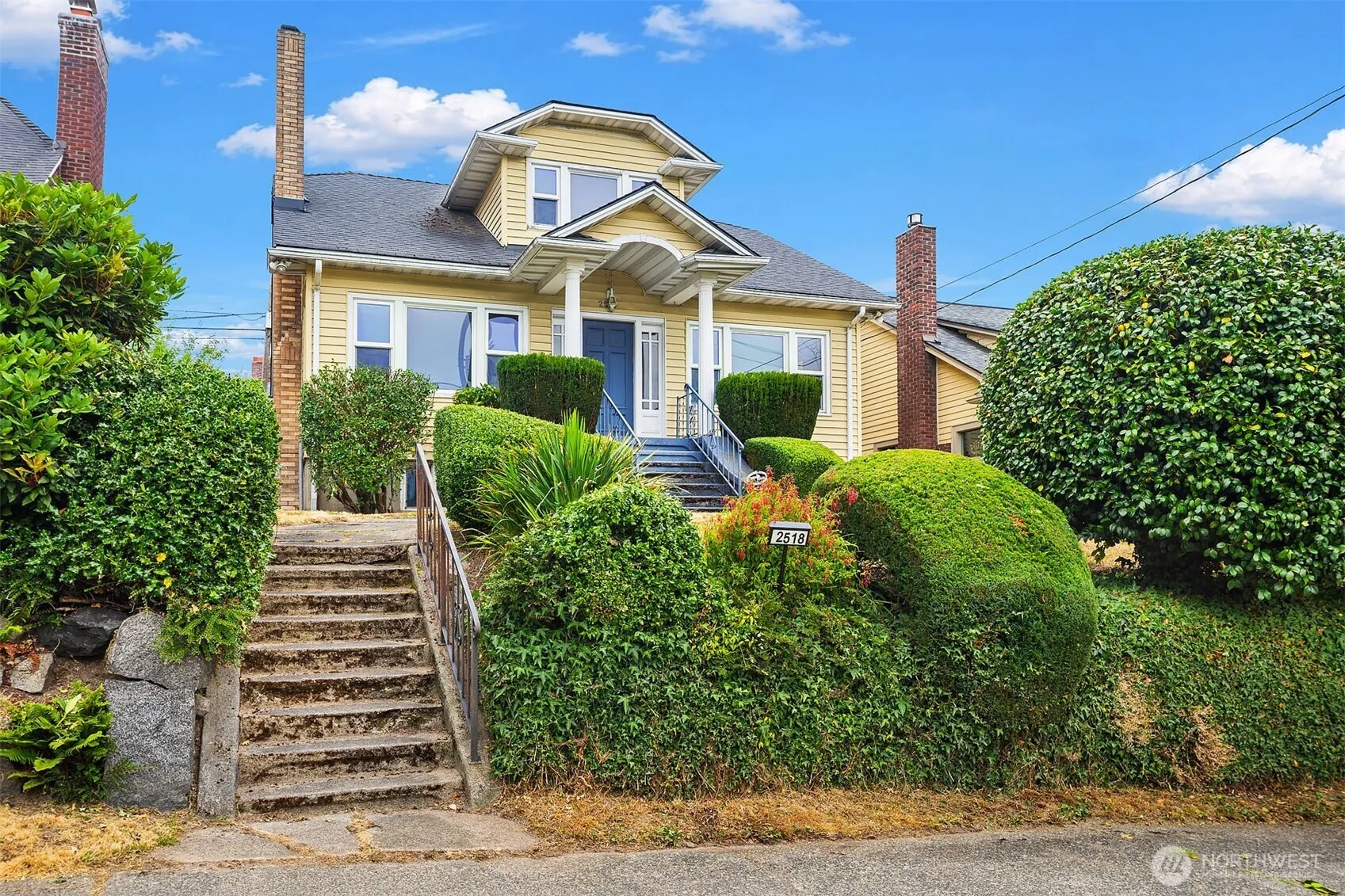 Property photo for 2518 30th Avenue S, Seattle