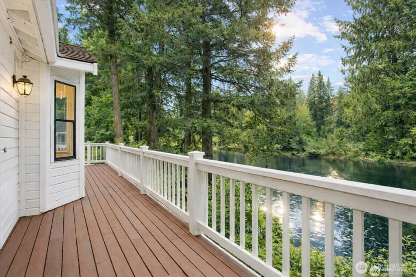 Property photo for 19524 230th Avenue Ne, Woodinville photo 33